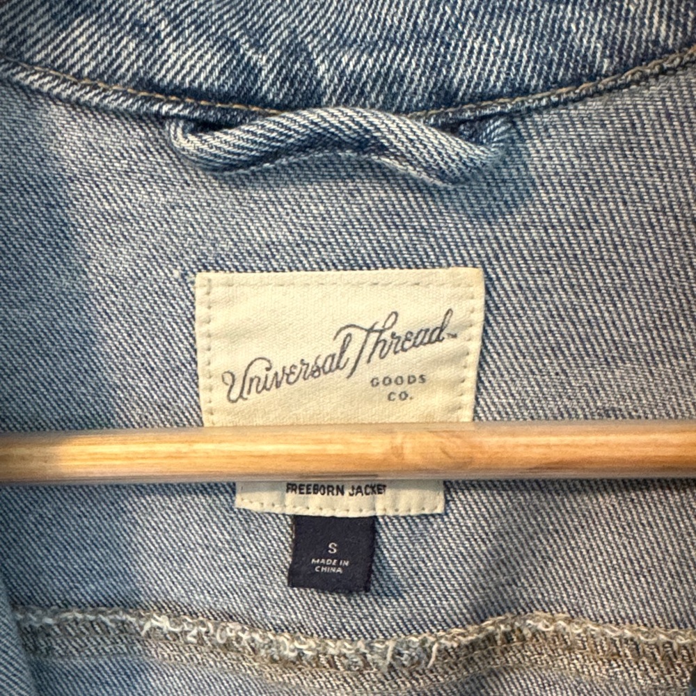 Universal Thread Freeborn Jean Jacket - image 3